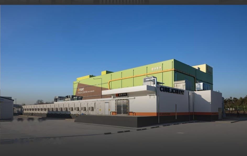2021 — N.THING own vertical farm, 36 modules